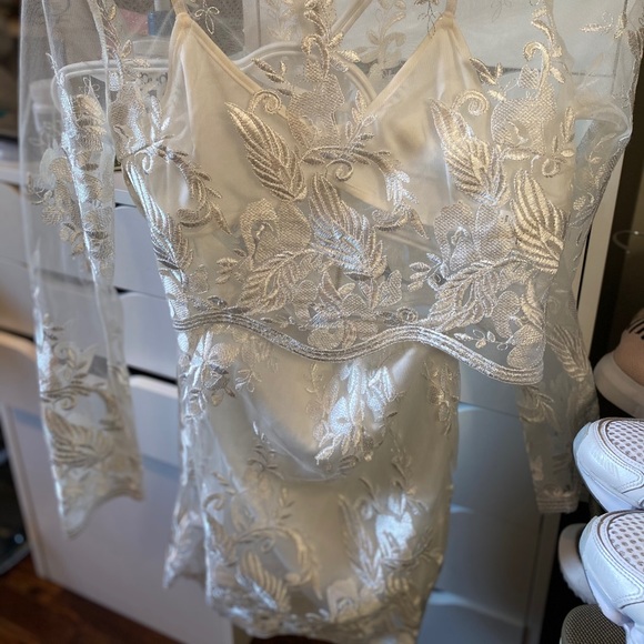 Two Piece set - Picture 2 of 2